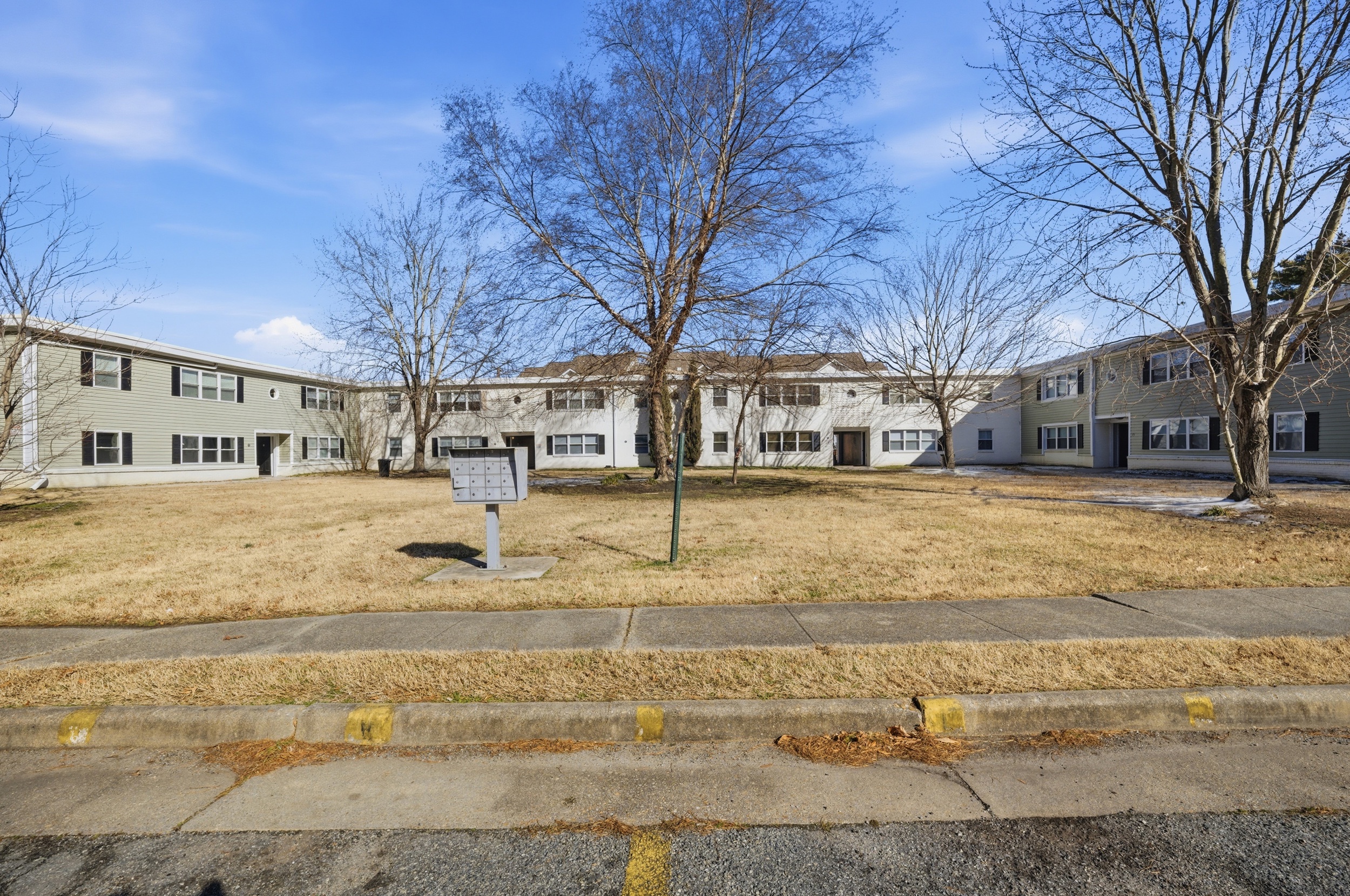 642 Dresden Drive - 2